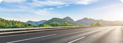 imagen autopista con un auto